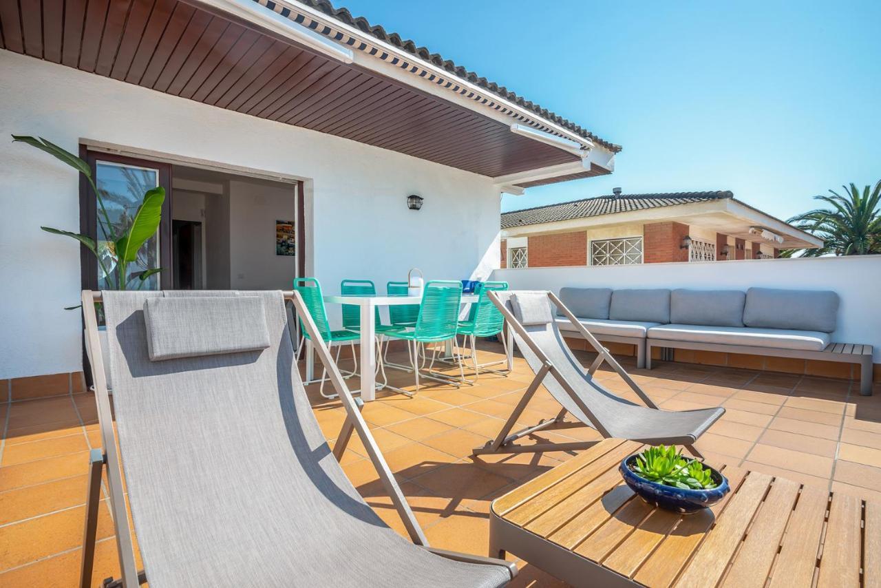 Beach House Cambrils Apartamento En Primera Linea De Playa Екстериор снимка