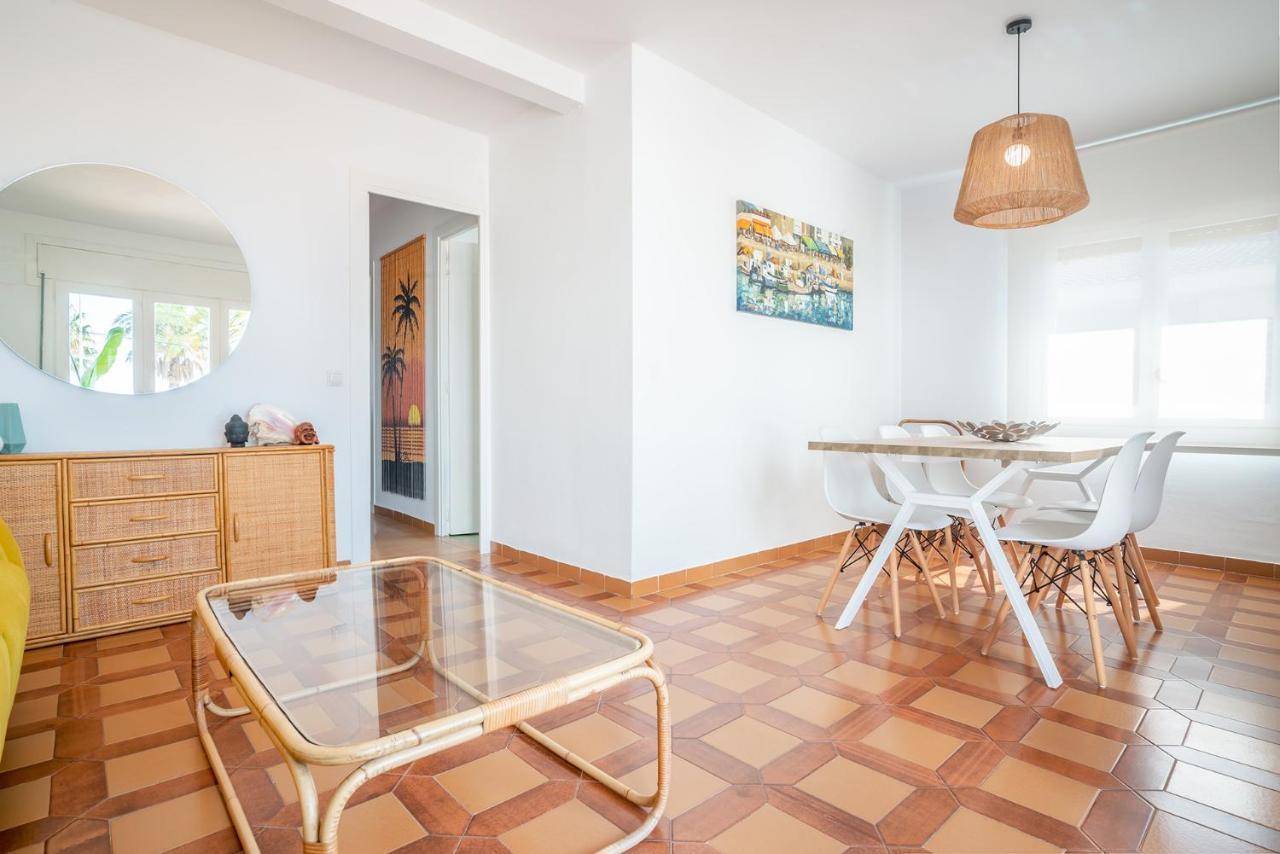 Beach House Cambrils Apartamento En Primera Linea De Playa Екстериор снимка