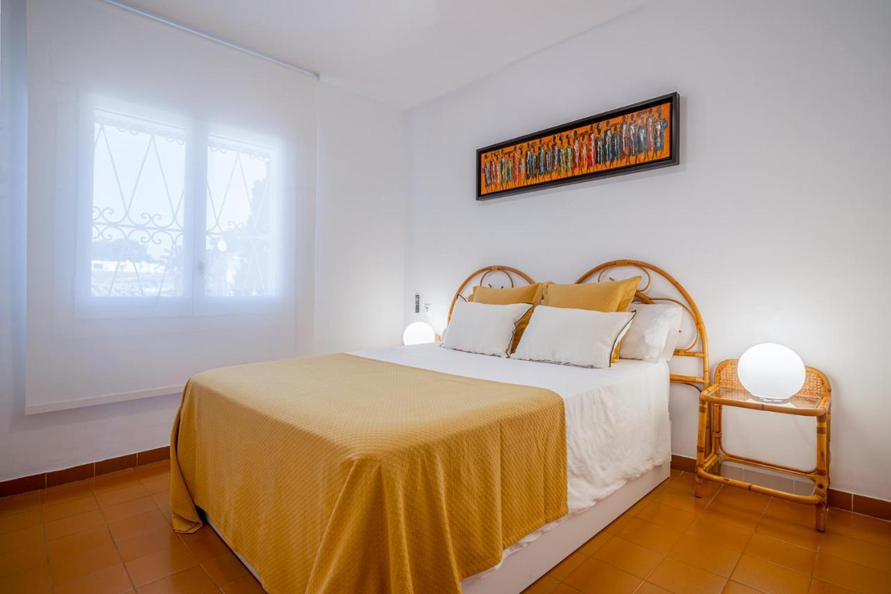 Beach House Cambrils Apartamento En Primera Linea De Playa Екстериор снимка
